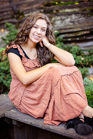 Riley_Senior_09.14.21-172-Edit.jpg