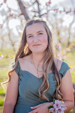 Fruitland_Prom4.13.24-1.jpg