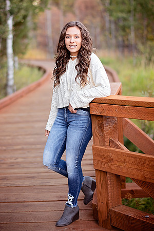 Riley_Senior_09.14.21-1186-Edit.jpg