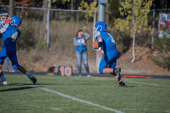 TJ_Football_2019_Seasons-110.jpg