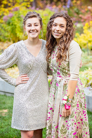 Homecoming_2021_RileysGroup-3.jpg
