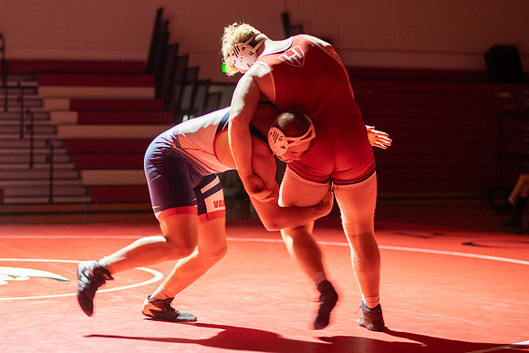 MDHS Wrestling vs Homedale 1.19.24-3.jpg