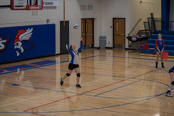 Riley_vball_2019_Seasons-5.jpg