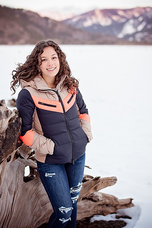 Riley_Senior_04.05.22-126-Edit.jpg