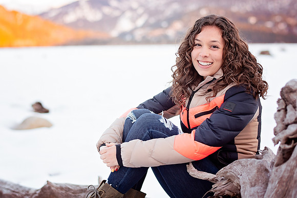 Riley_Senior_04.05.22-68-Edit.jpg