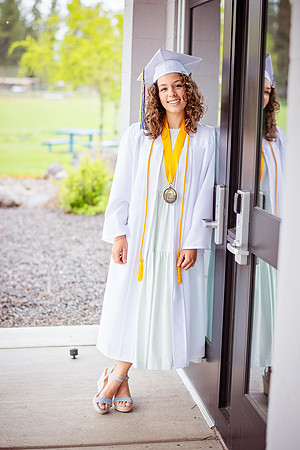 Riley_Graduation_06.04.22-5.jpg