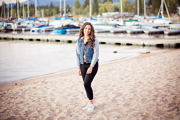 Riley_Senior_09.14.21-1445-Edit.jpg