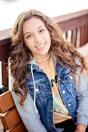 Riley_Senior_09.14.21-1402-Edit.jpg