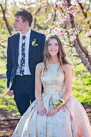 Fruitland_Prom4.13.24-13.jpg