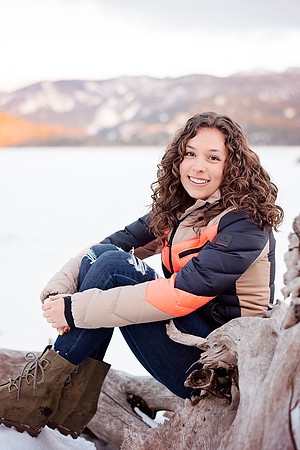 Riley_Senior_04.05.22-75-Edit.jpg